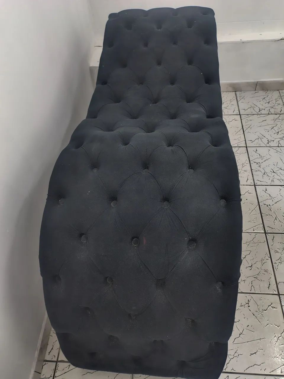 Maca de cílios semi nova sem detalhes 