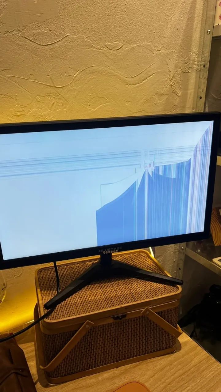  Monitor Bluecase LED 20? HD+ ? Para Conserto ou Retirada de Peças - Foto 4