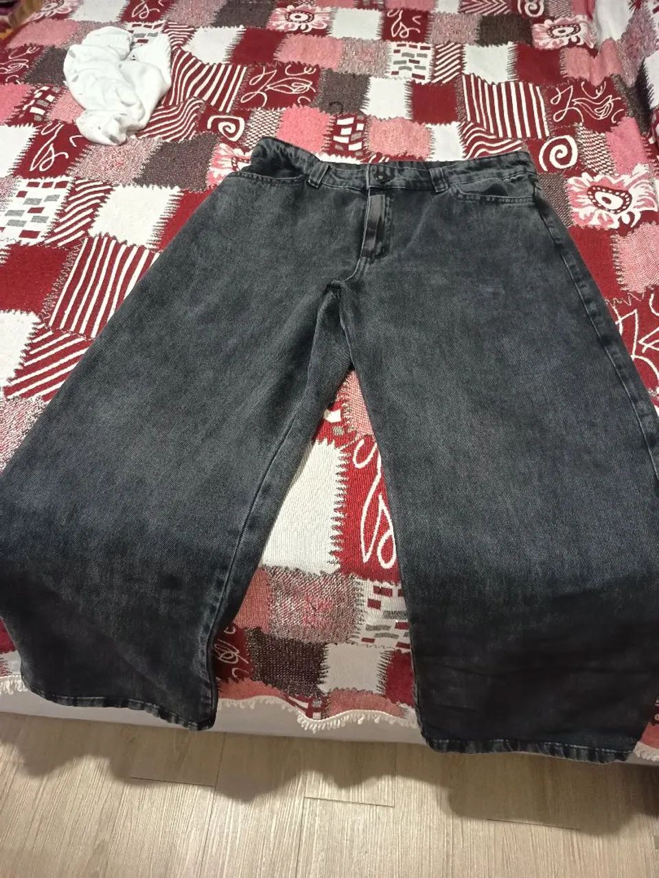 Calça jeans Denim 44 preta estonada nova
