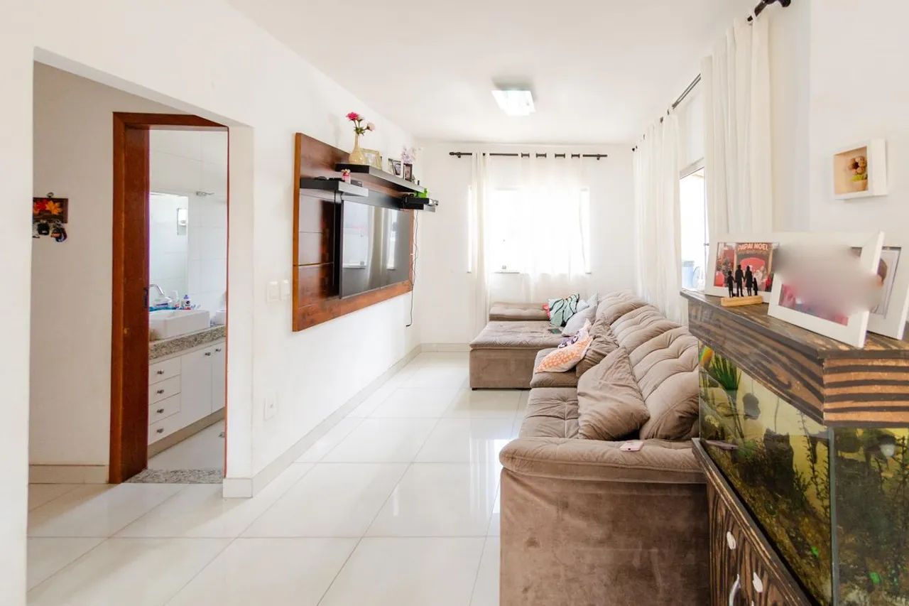 Casa à Venda - Gameleira, 8 Quartos, 600 m2