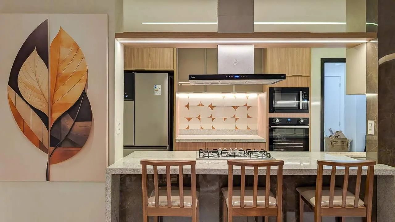 Apartamento Mobiliado com 4 suítes - 1º Uso