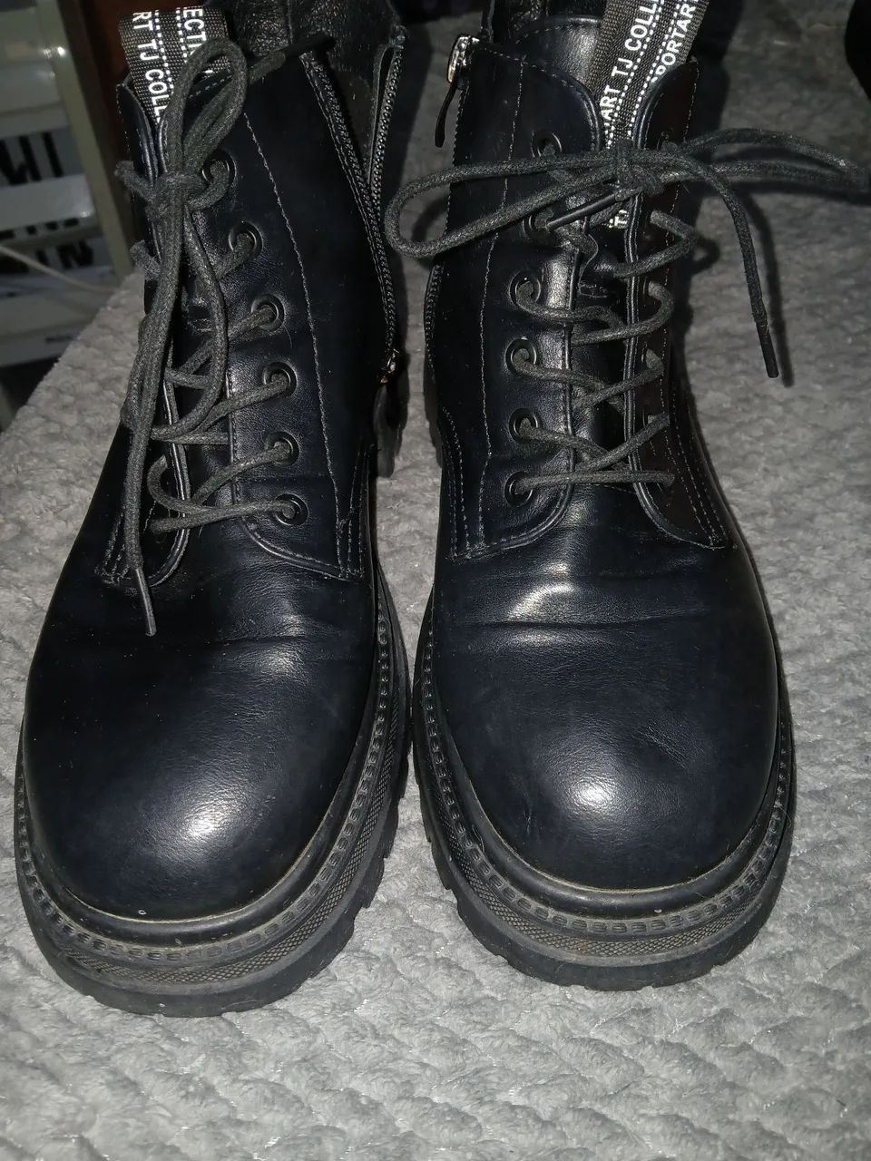 Bota de couro linda  - Foto 3