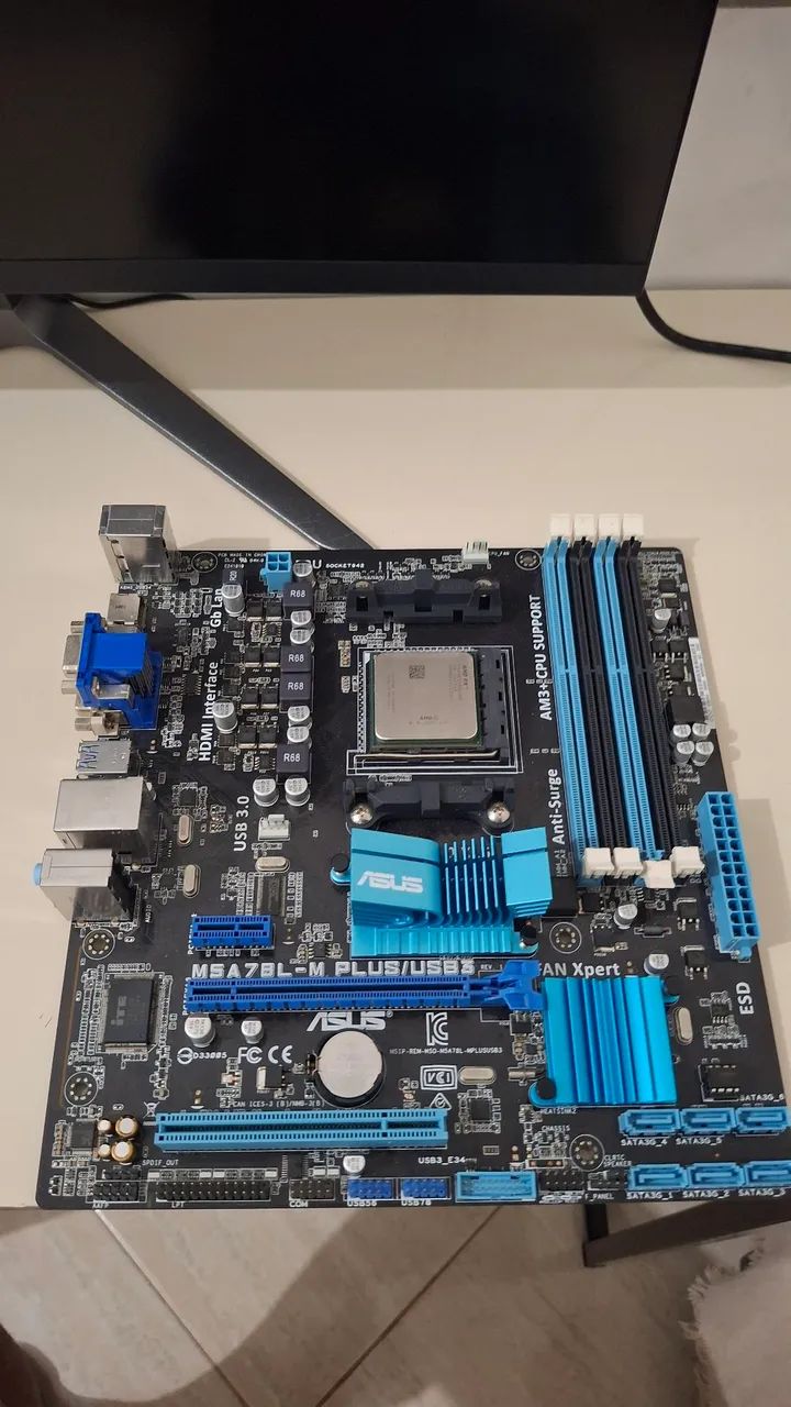 Placa Mãe Asus M5A7BL-M PLUS/USB3 - Foto 2