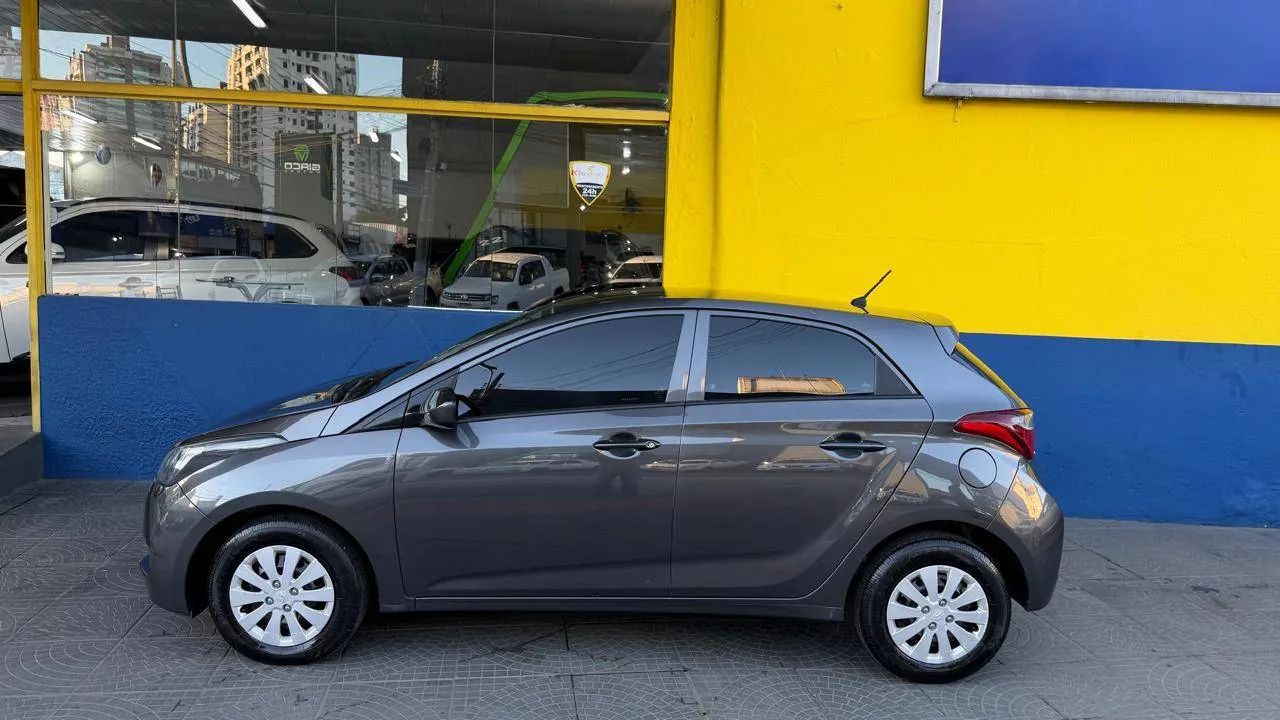 Hyundai HB20 Unique 1.0 Flex 12V Mec. 2019 - Foto 5