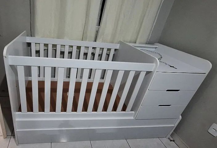 Berço com cama auxiliar e cômoda  - Foto 3