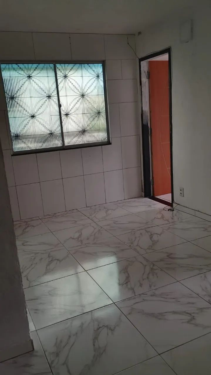 Alugo apartamento 2/4