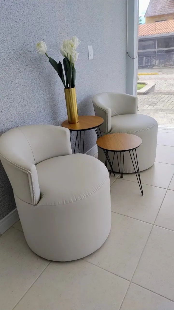 Poltrona Redonda Confortável e Elegante