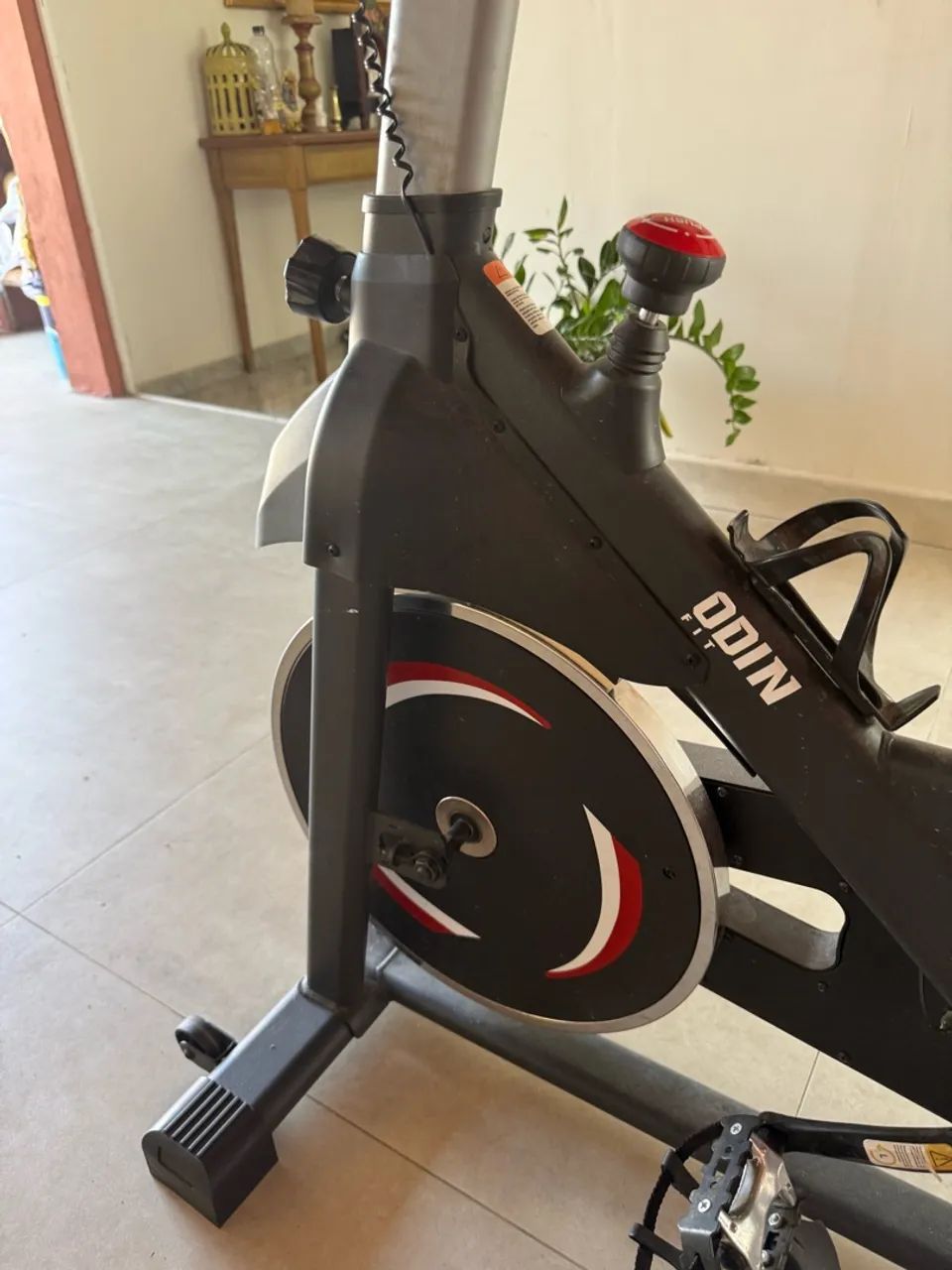 BICICLETA ERGOMÉTRICA . NUNCA USADA !  - Foto 2