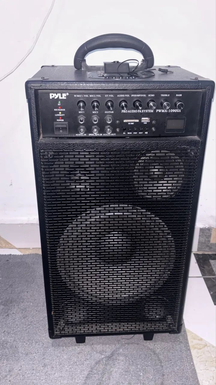 Caixa de Som Amplificada (Pyle PWMA1090UI)