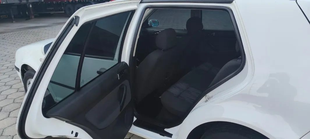 Volkswagen Golf 2.0/ 2.0 MI Flex Aut/tiptronic. 2000 - Foto 2