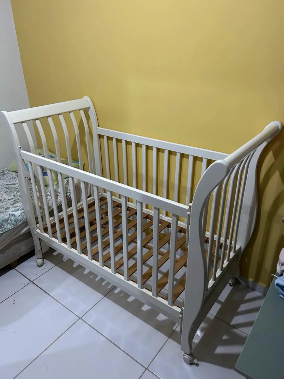 Berço Branco em madeira