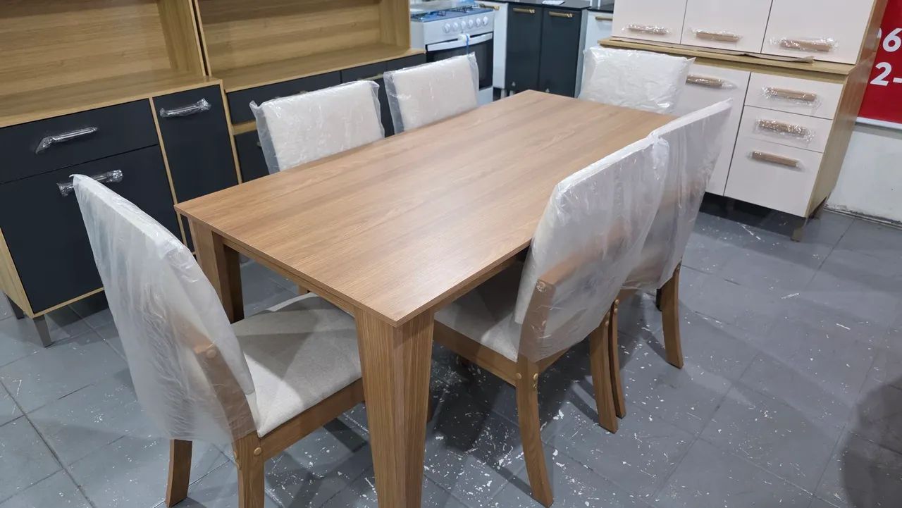 Mesa de 6 cadeiras mdp bem reforçada nova