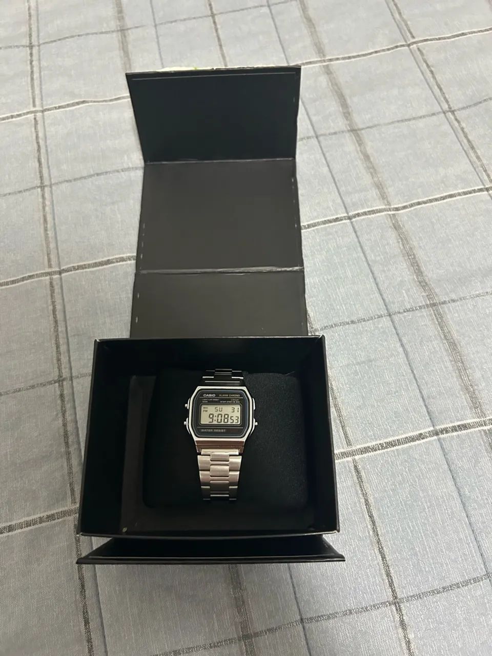 Relógio prata Casio com caixa. - Foto 3
