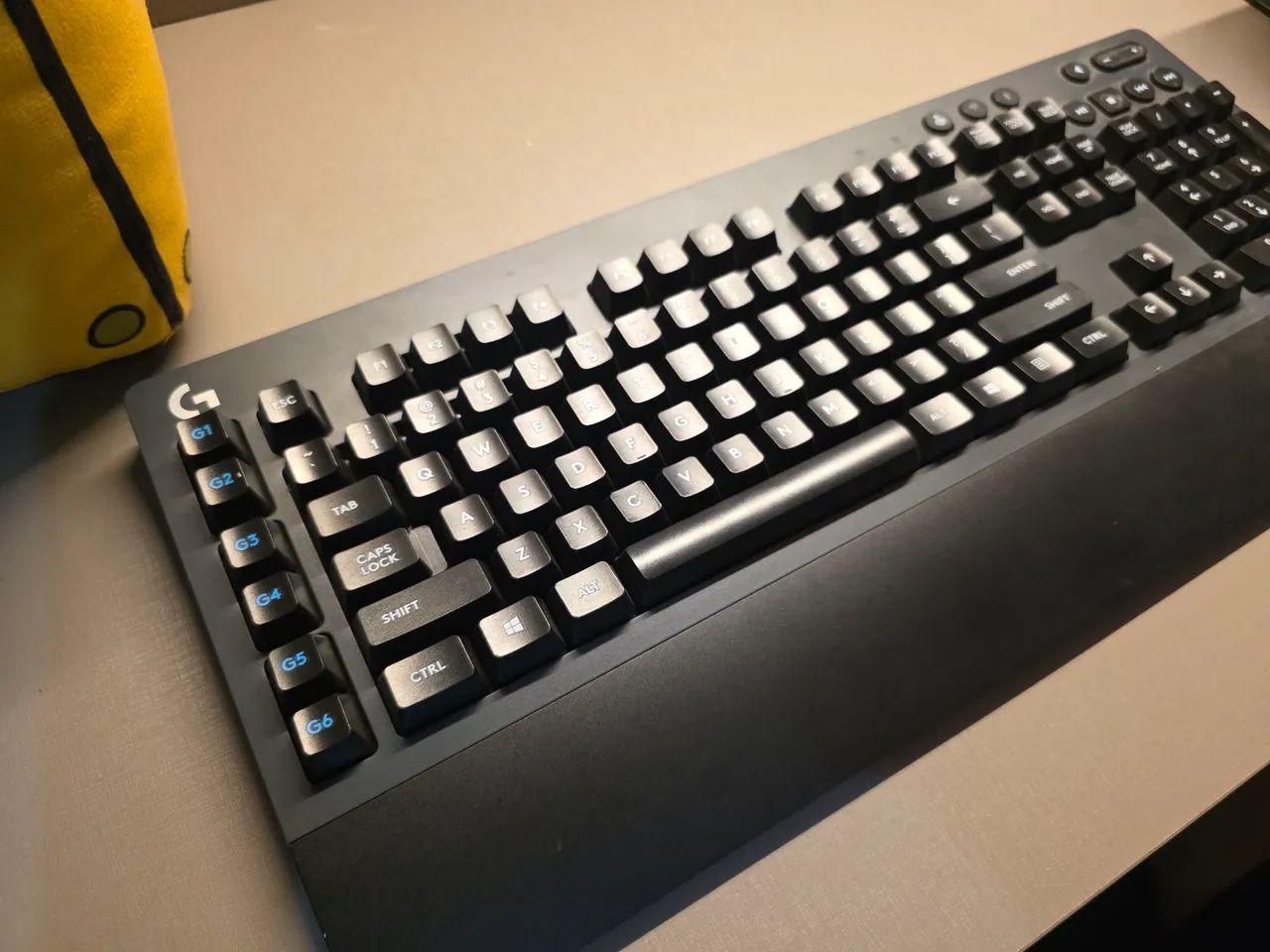 Teclado Mecânico Gamer Sem Fio Logitech G613. 