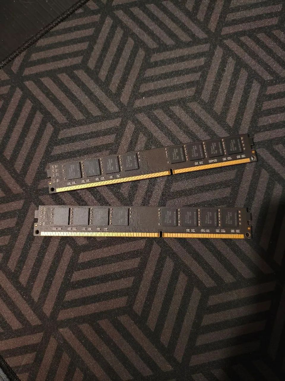 Memória RAM DDR3 16GB (2x8) novas