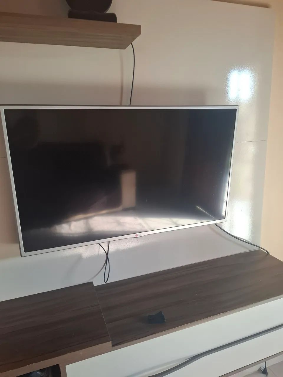 Vende-se tv 
