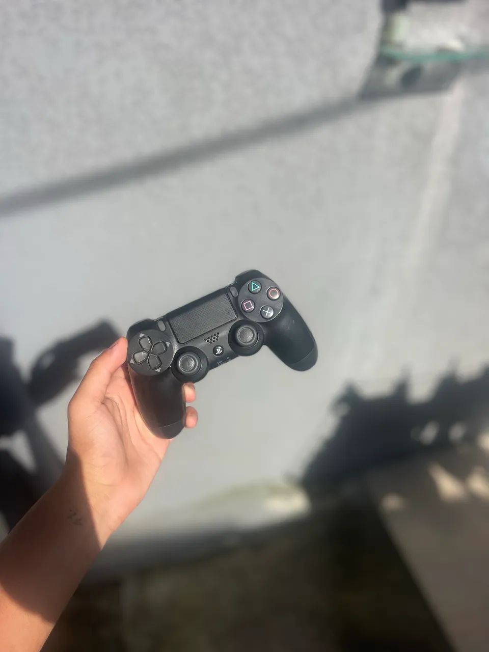 PS4 PRO 1TB - Foto 4