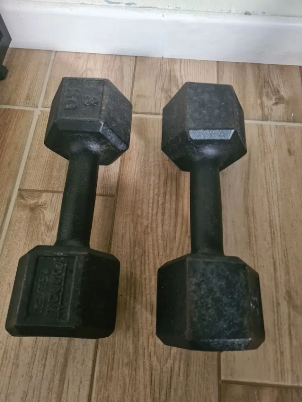 2x Halter Dumbbell Sextavado 8kg