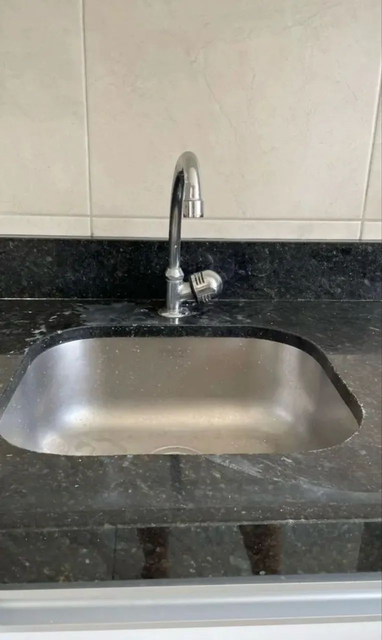 Bancada de granito com pia embutida - Foto 4