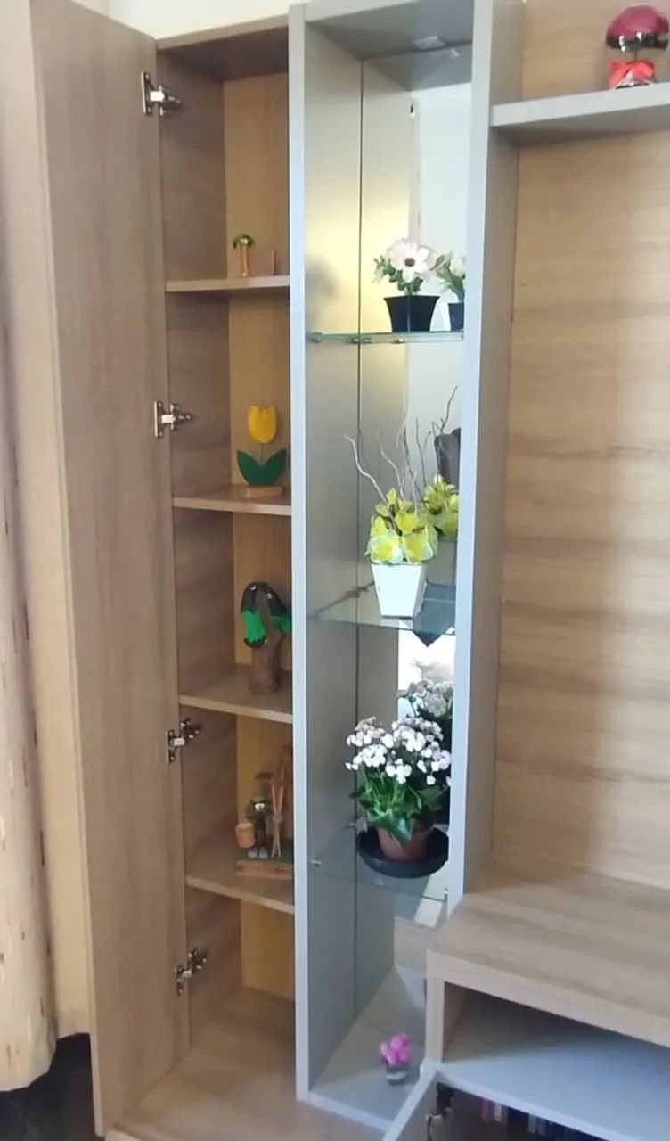 Estante grande e moderna em ótimo estado - Foto 2