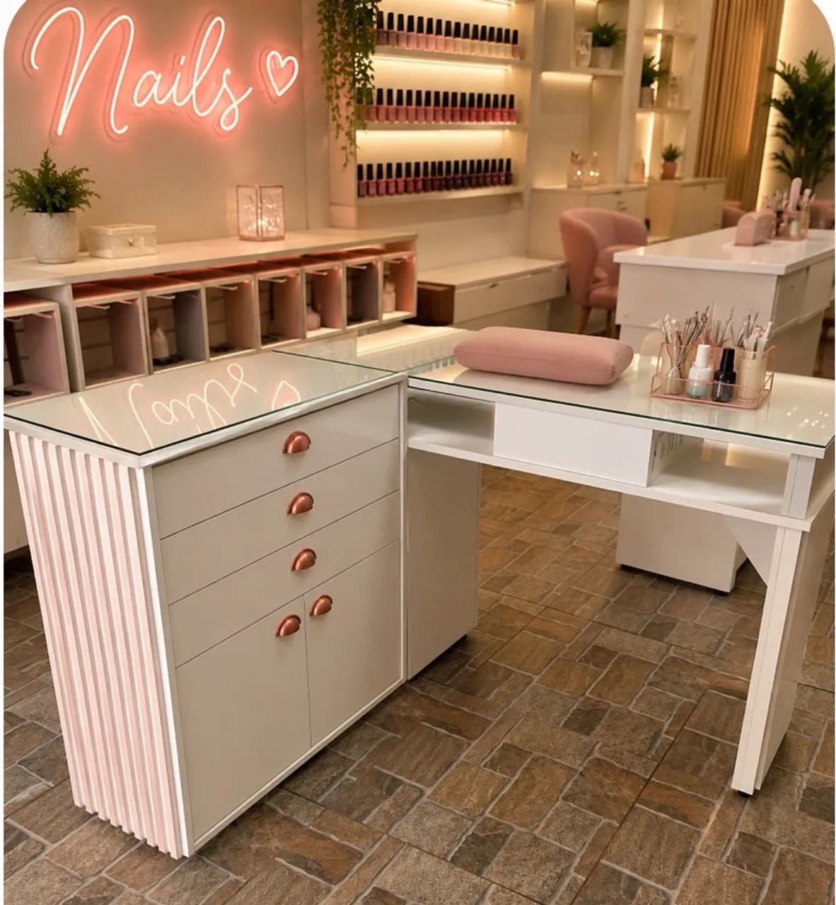 MESA NAILS DESIGNER  - Foto 2