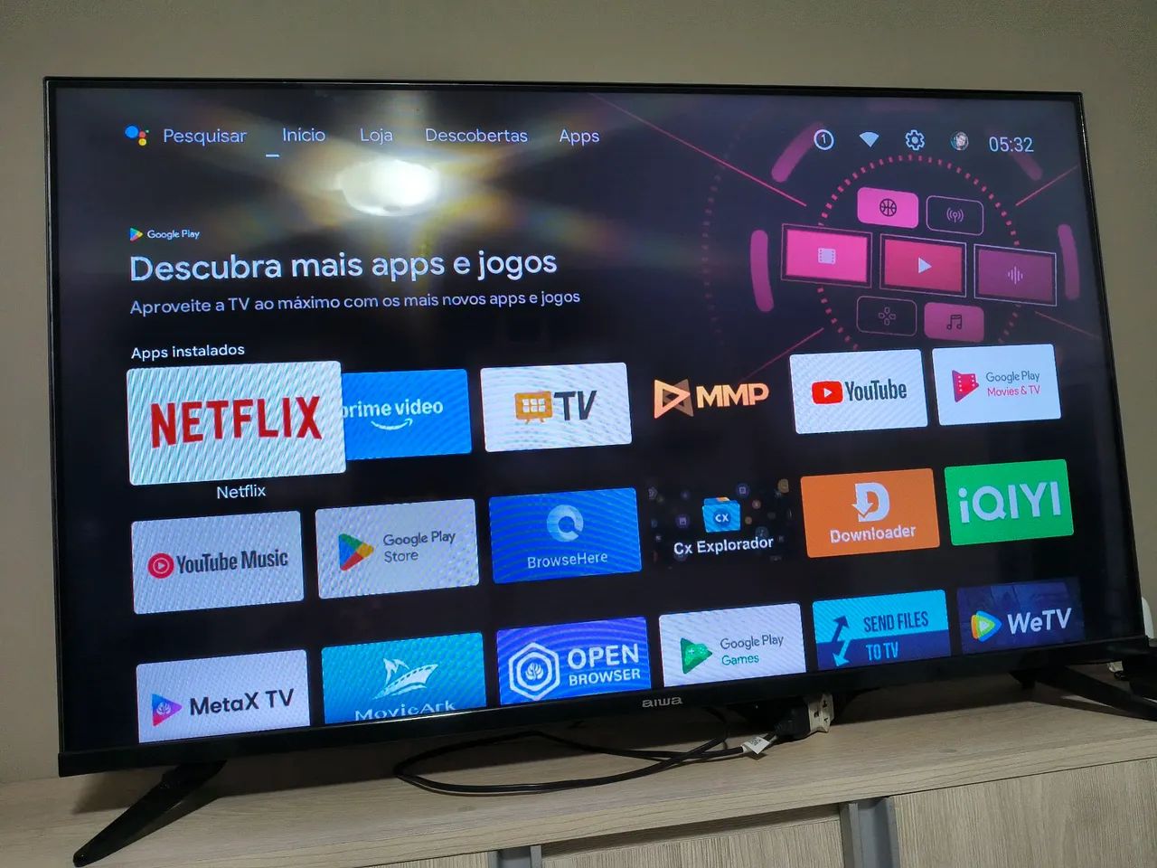 Smartv AIWA 43 novinha