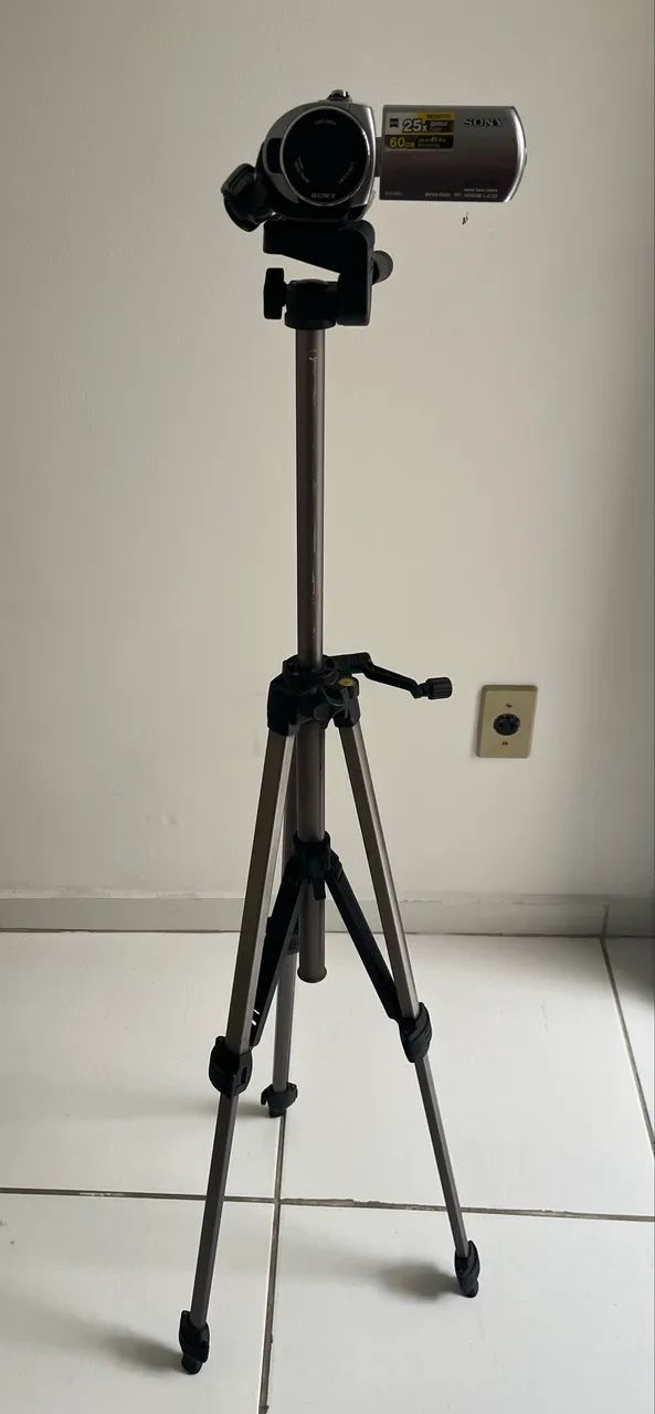 CÂMERA e FILMADORA SONY HANDYCAM 