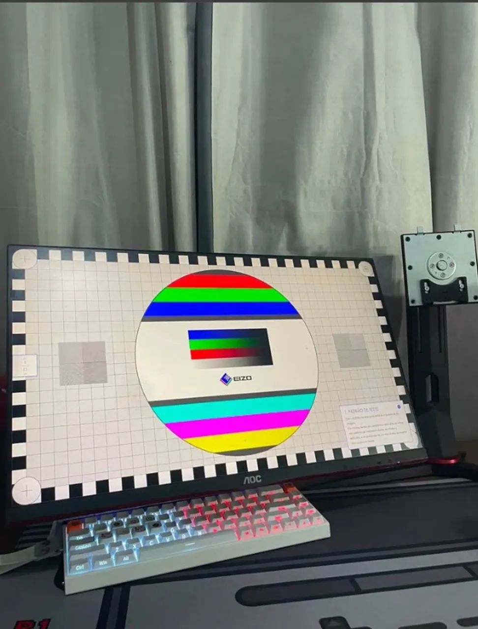 Monitor AOC 144hz 24p - Foto 4