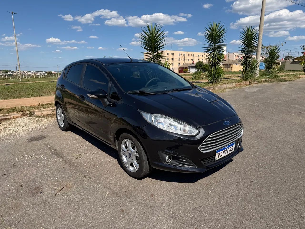 Ford Fiesta 1.5 16V FLEX MEC. 5P 2015