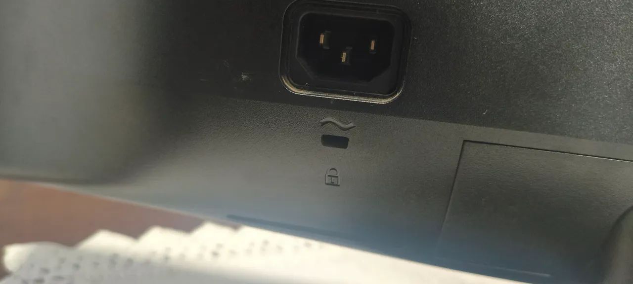 Monitor PHILIPS 60hrz 20 polegas VGA/DVI - Foto 4