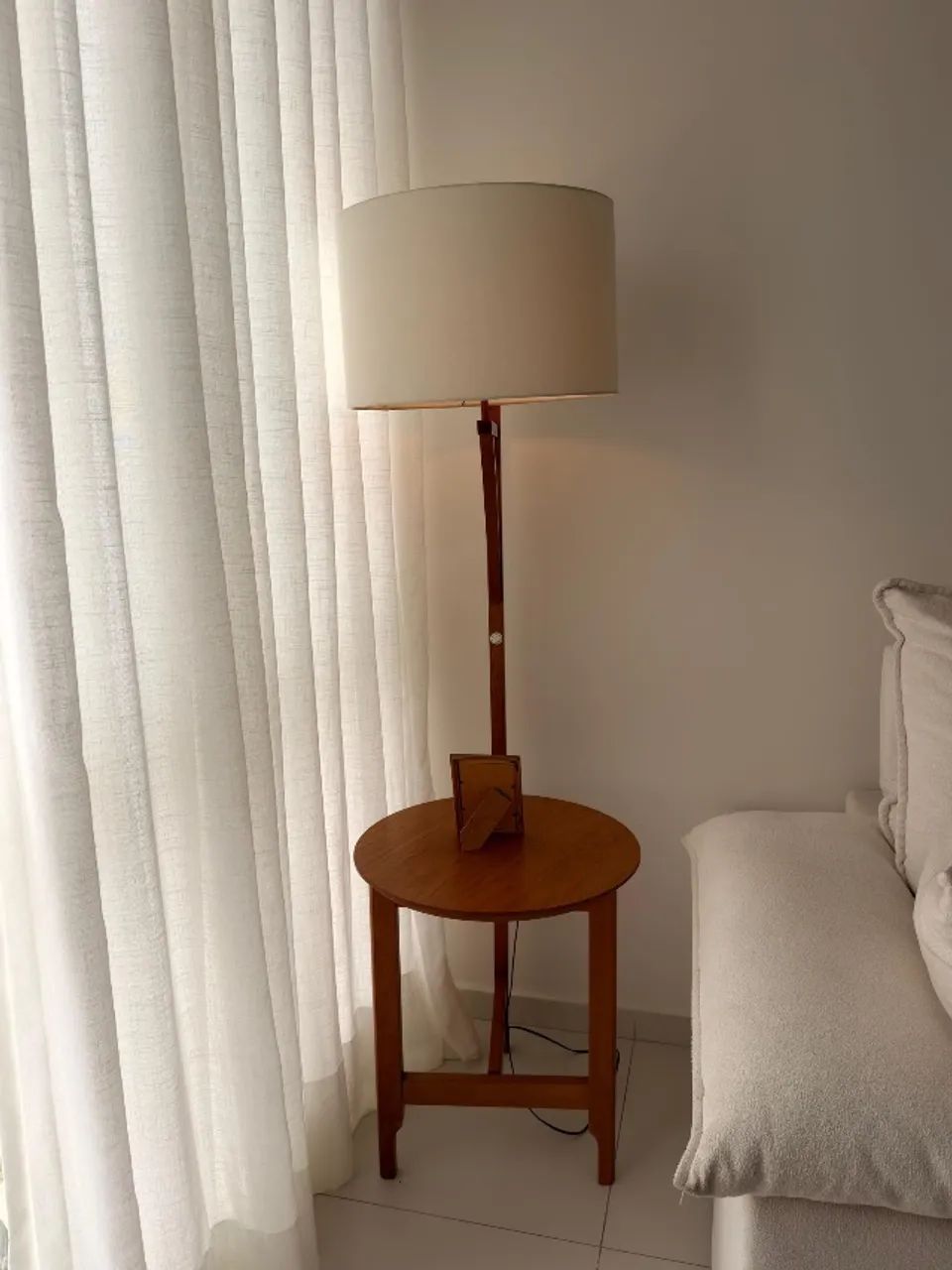 Abajur com mesa  - Foto 3