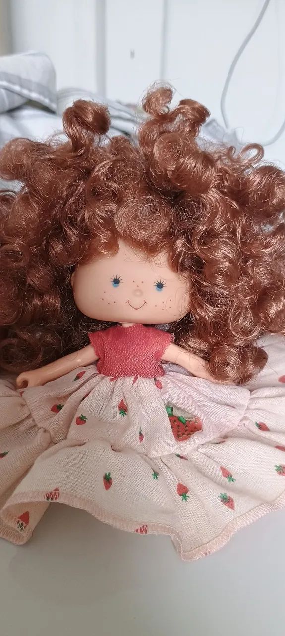 Boneca Moranguinho anos 80