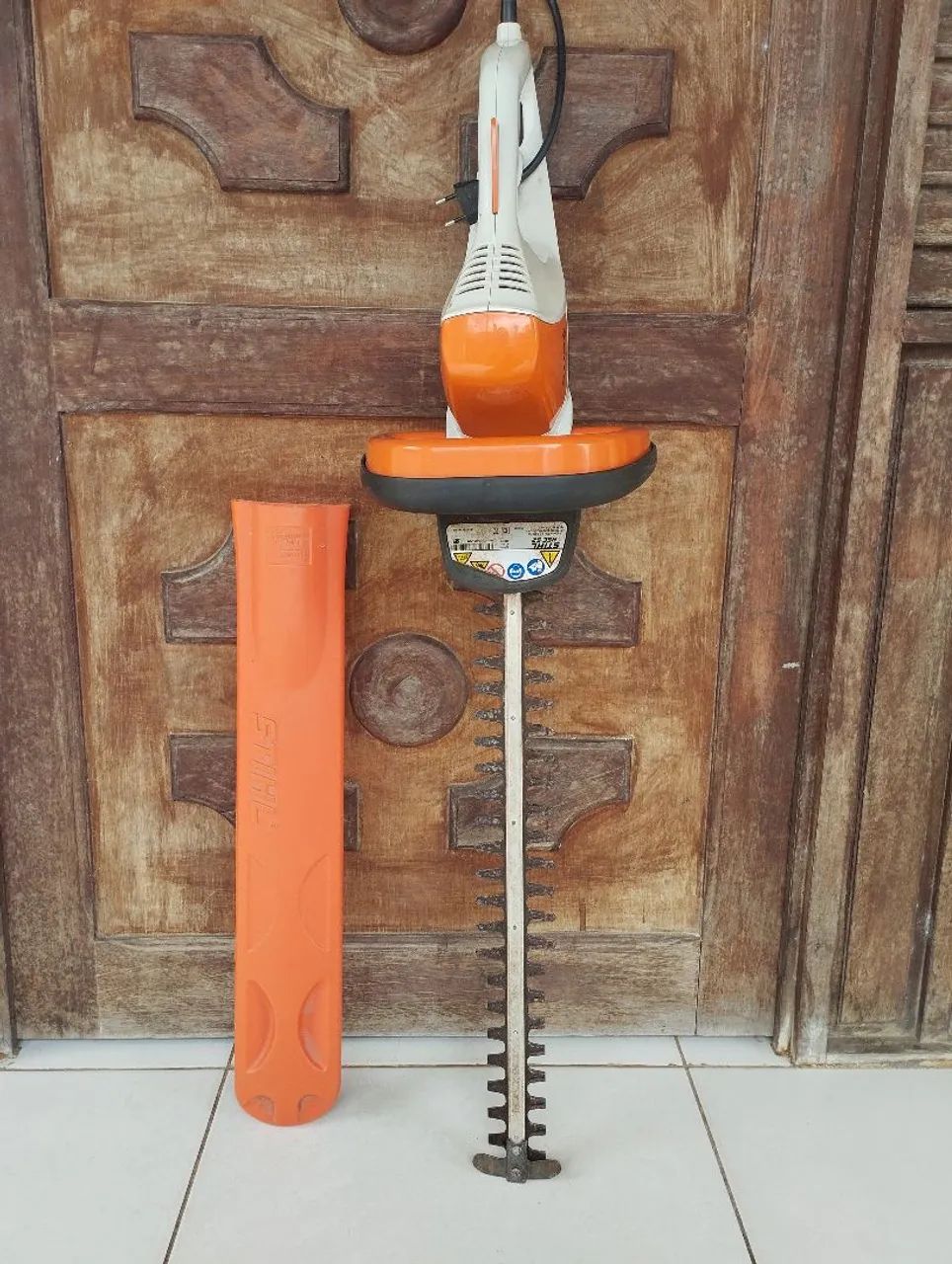 Aparador de Cerca Viva Stihl HSE 52 - Foto 4