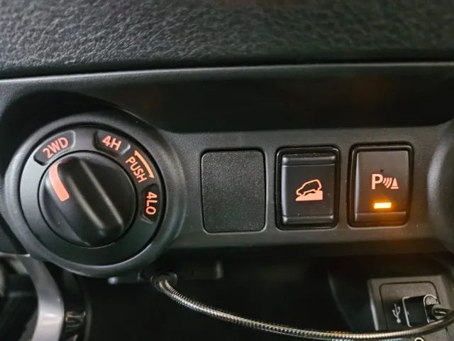 Nissan Frontier XE CD 4x4 2.3 Bi-TB Diesel Aut., foto 14 de 20