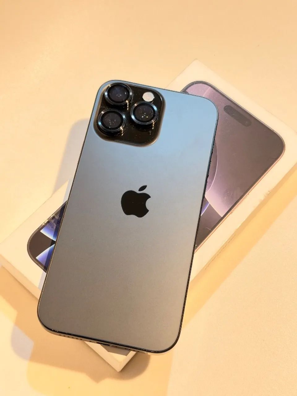 Celular iPhone 16 pro max  - Foto 4