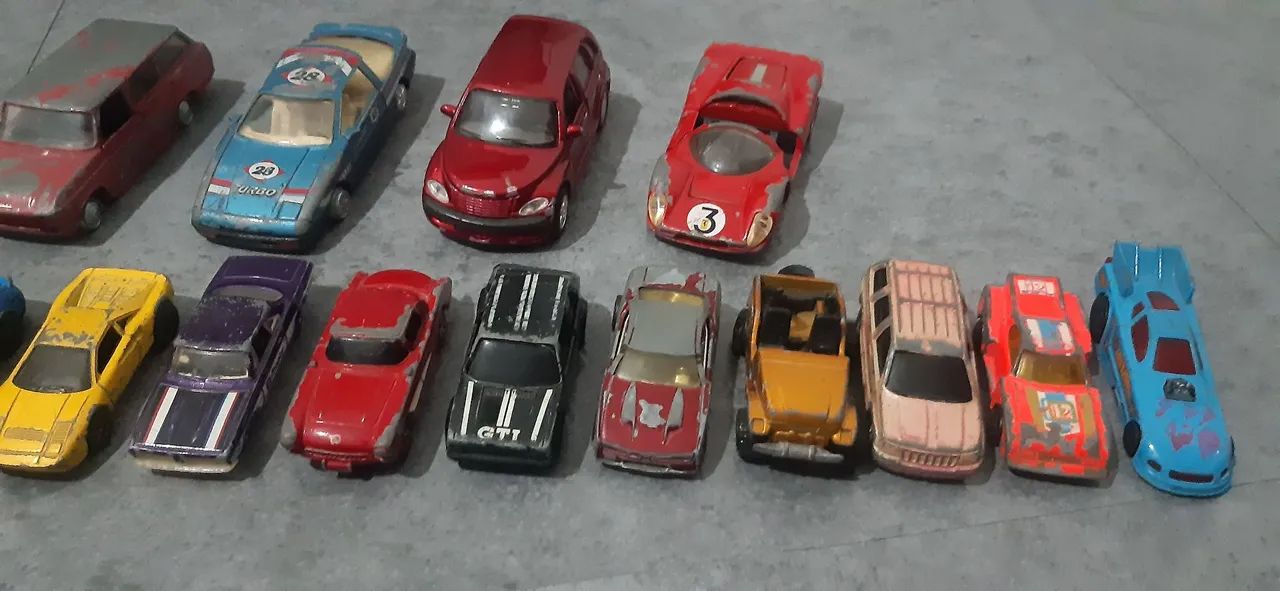 Lote de carrinhos  - Foto 3