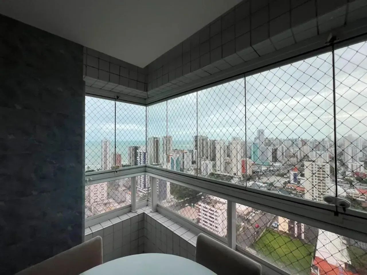 Imóvel para aluguel possui 60 metros quadrados com 2 quartos
