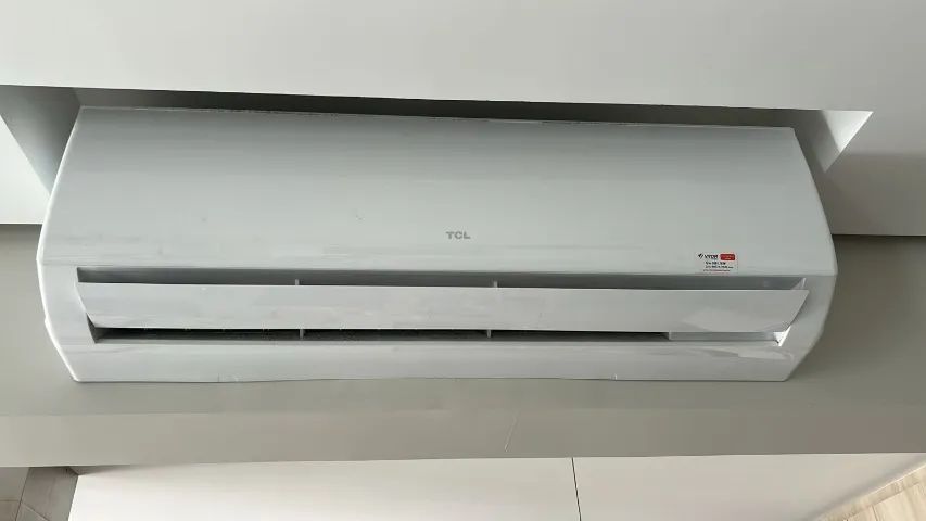 Ar-Condicionado TCL Quente e Frio 24.000 BTUs 220V ano 2023