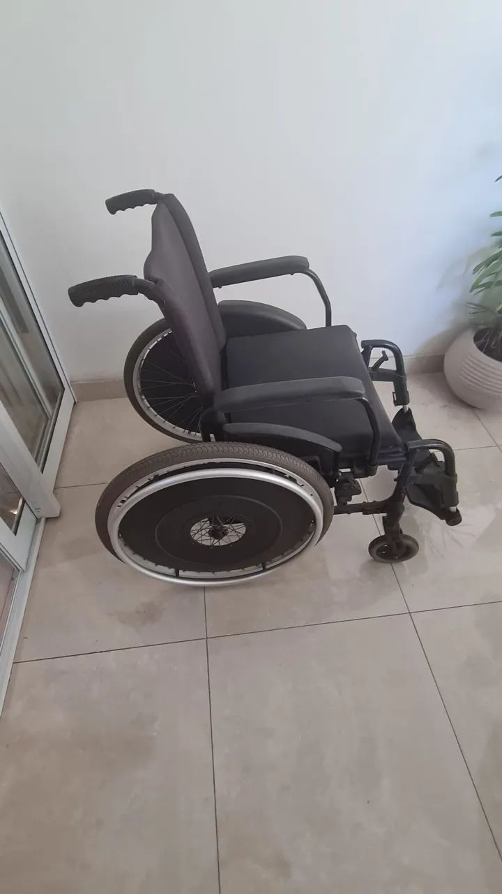 Cadeira de Rodas Ortobrás - Foto 2