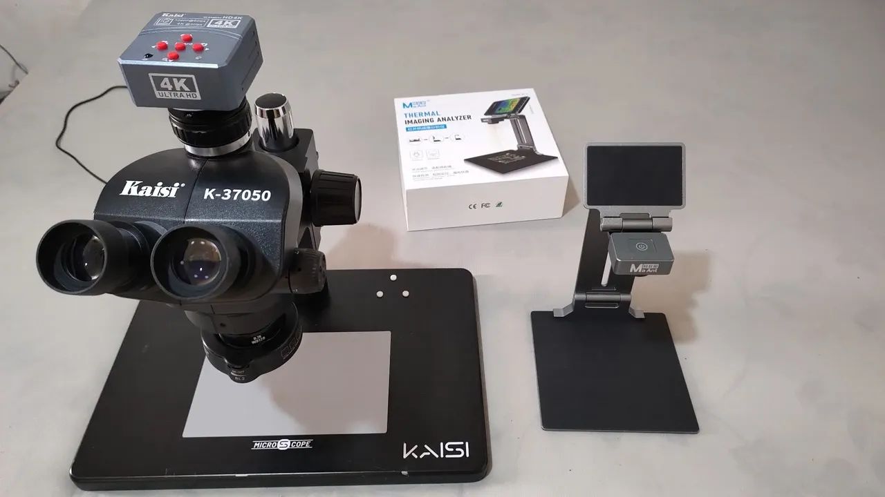 Microscópio trinocular com câmera 4k, mais uma câmera térmica 