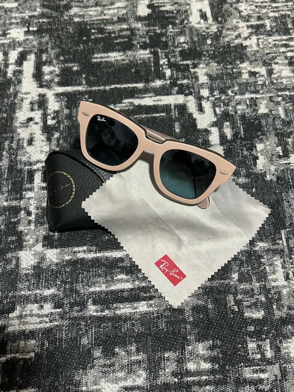  Ray-Ban State Street