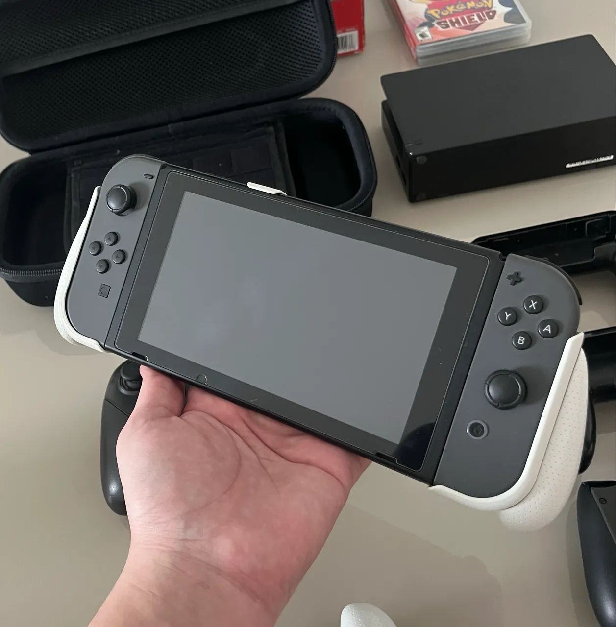 Nintendo Switch + 3 Jogos + Pro Controller  - Foto 5