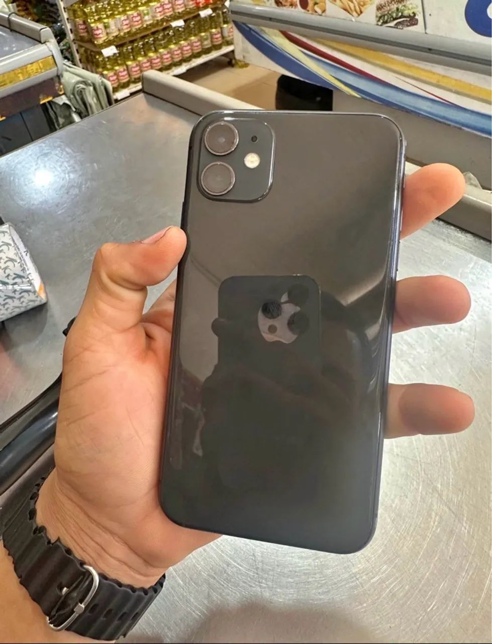 iPhone 11 na cor preta  - Foto 2