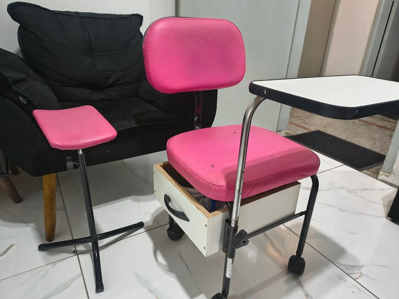 Cadeira para manicure e pedicure + apoio de perna  - Foto 4
