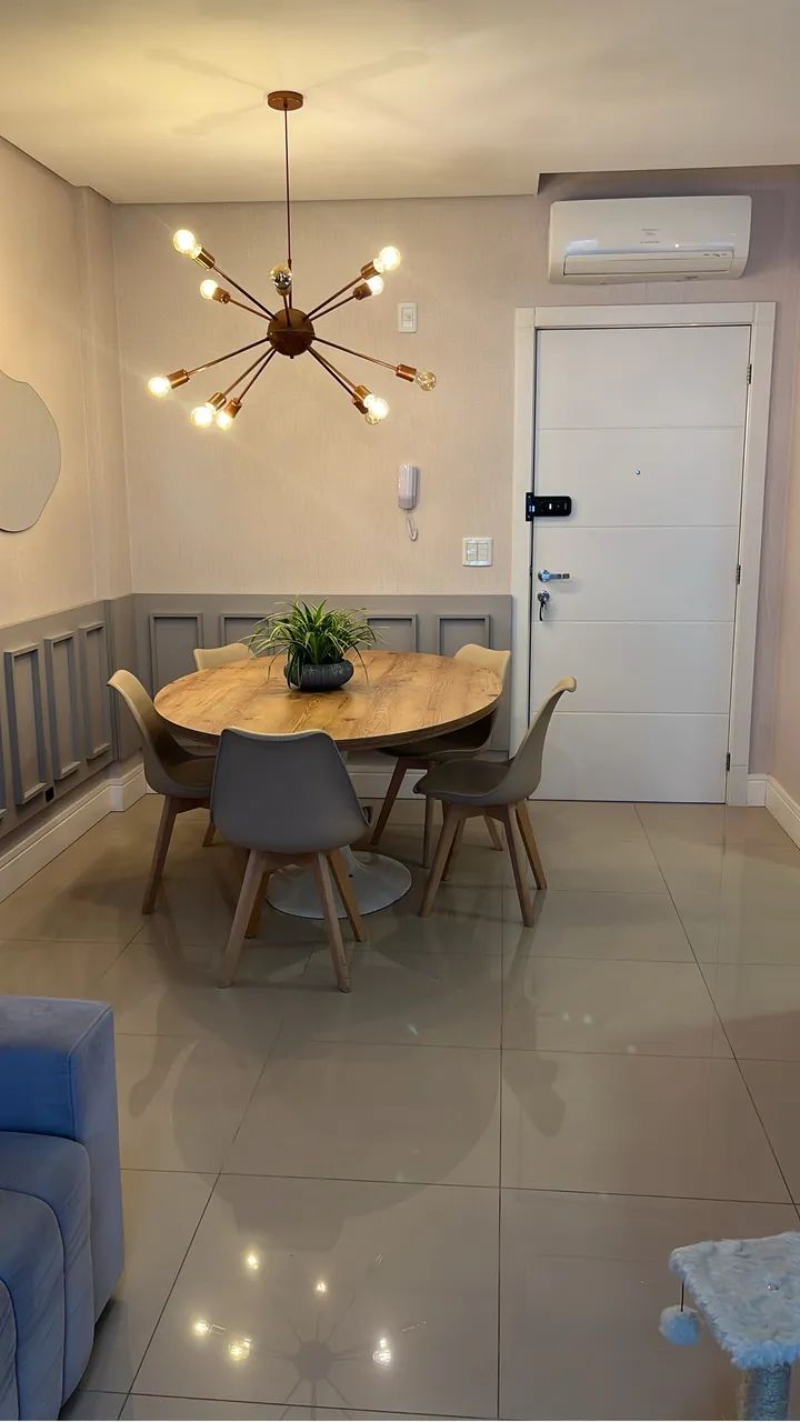 Apartamento 2 dormitórios mobiliado em Jurerê 