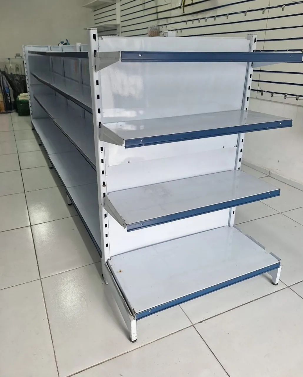 Vendo Gôndola Completa 