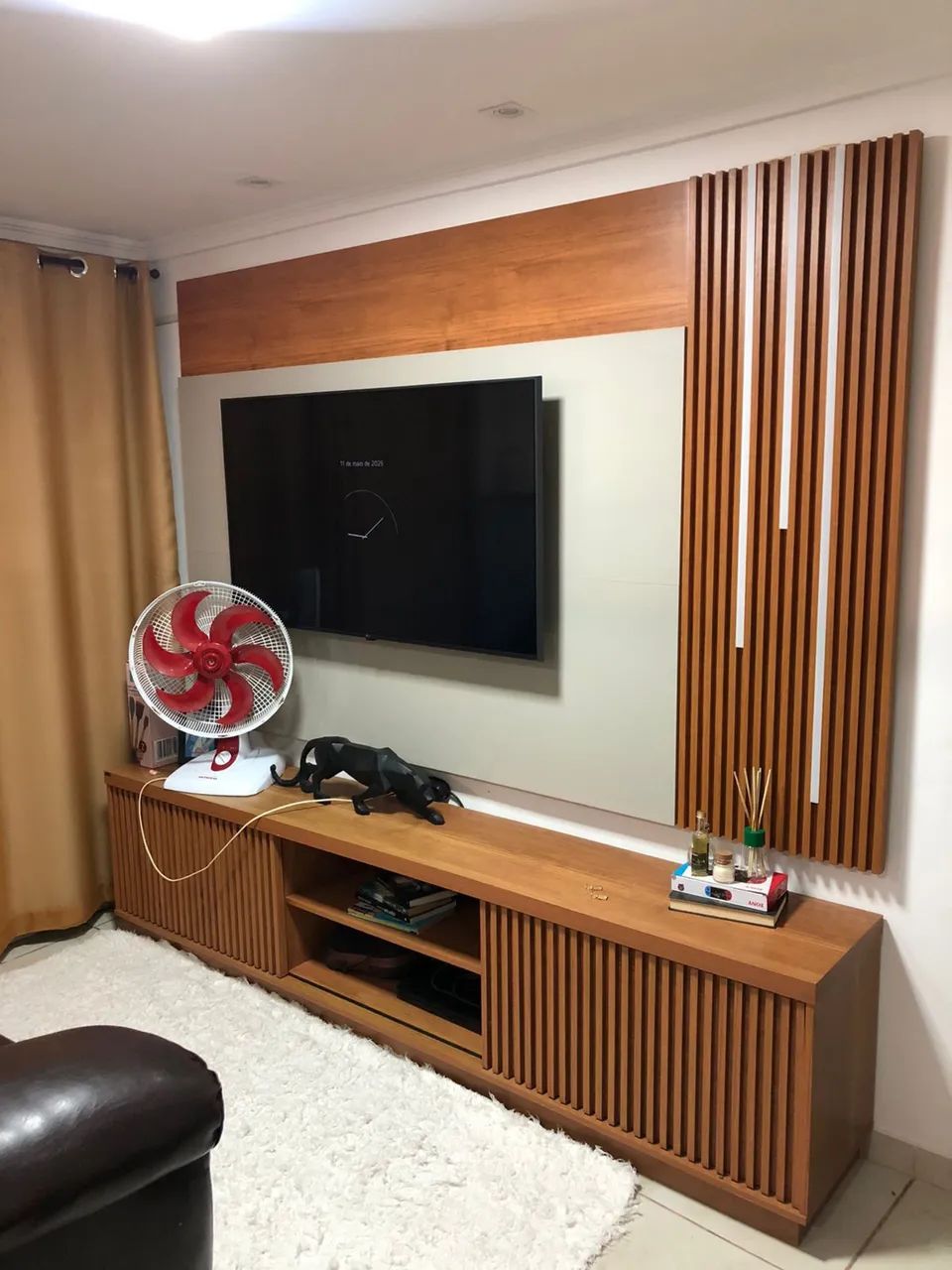 Painel com rack 