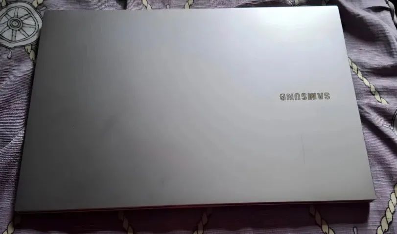 Notebook Samsung Essentials E30 + Memória Ram Extra Prateado (Usado) - Foto 3
