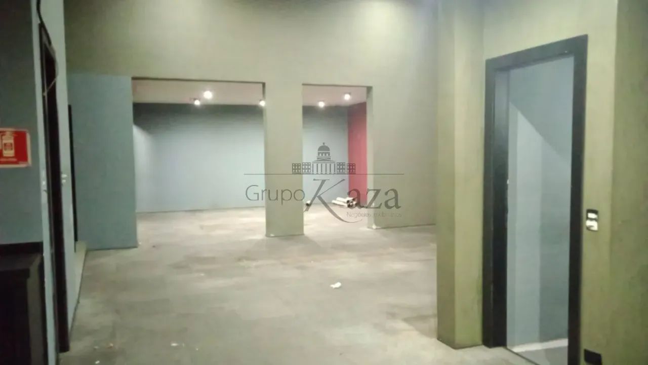 Loja Comercial - Itaim Bibi - 314m².