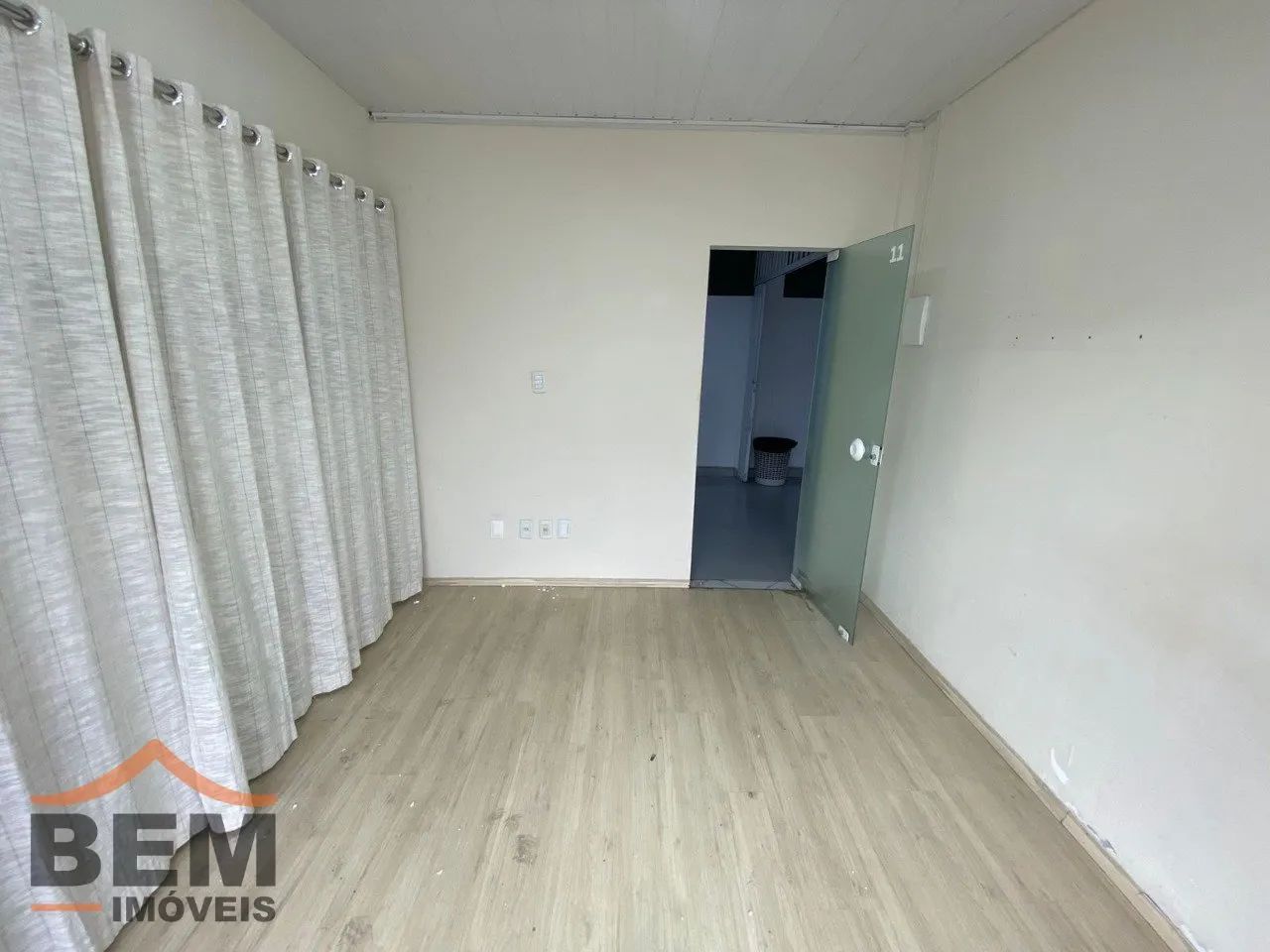 Sala Comercial para aluguel no Centro de Itajaí - Foto 4